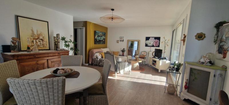 Appartement - 70 m² - 3 pièces