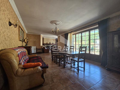 Maison - 175 m² - 7 pièces