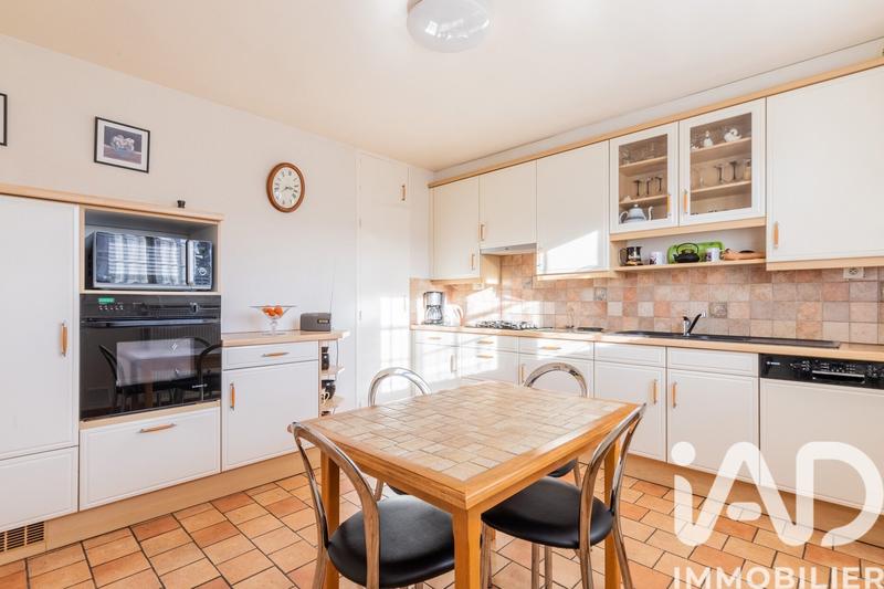 Maison - 140 m² - 6 pièces