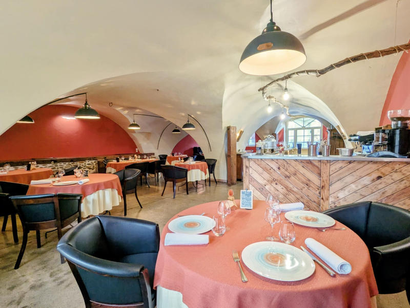 Fonds de commerce - Magasins - 183 m²