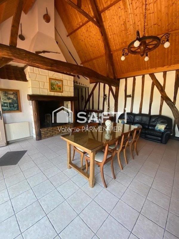 Maison - 241 m² - 9 pièces