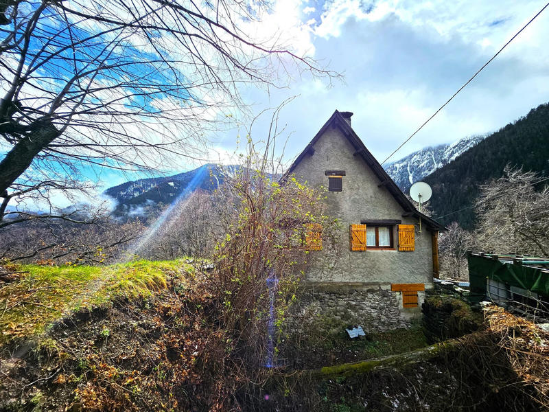 Maison - 111 m² - 4 pièces