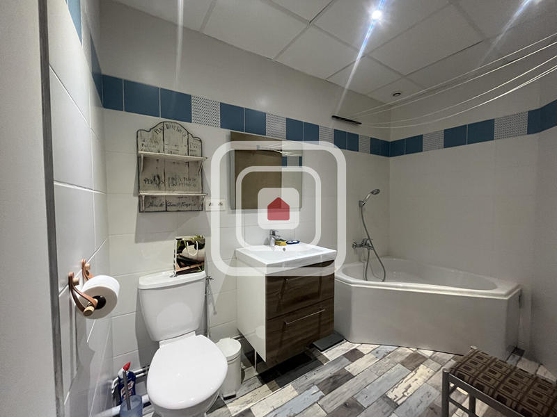 Appartement - 75 m² - 4 pièces