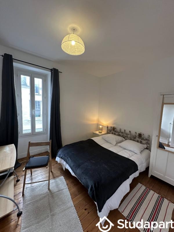 Chambre - 13 m² - 1 pièce