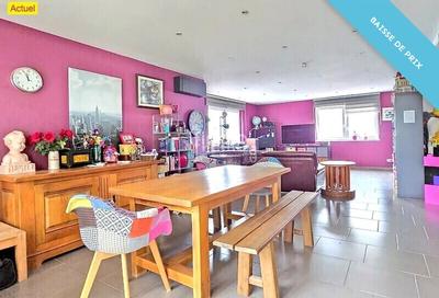 Maison - 225 m² - 8 pièces