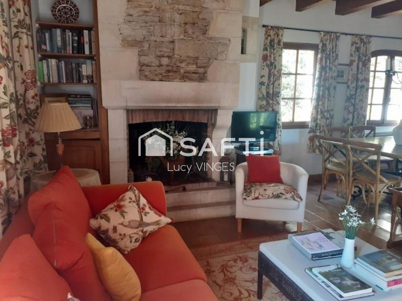 Maison - 105 m² - 4 pièces