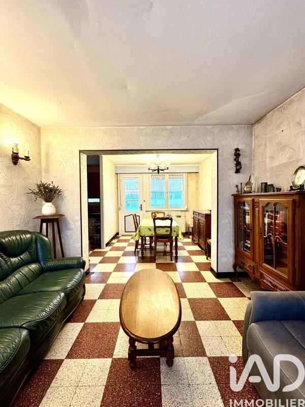 Maison - 96 m² - 4 pièces