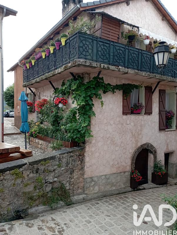 Maison - 72 m² - 4 pièces