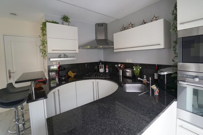 Maison traditionnelle - 93 m² - 4 pièces