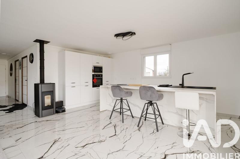 Maison - 85 m² - 3 pièces