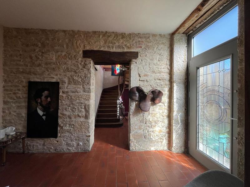 Maison - 225 m² - 6 pièces