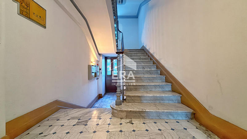 Appartement - 83 m² - 3 pièces