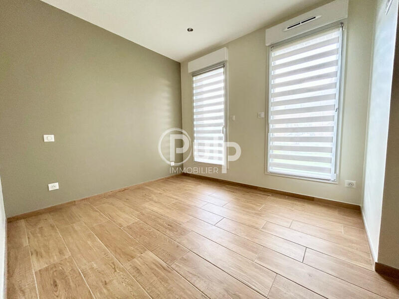 Propriété - 121 m² - 5 pièces
