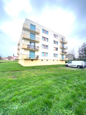 Appartement - 75 m² - 4 pièces