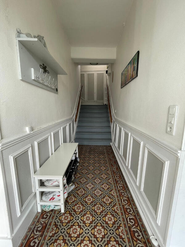 Maison - 192 m² - 9 pièces