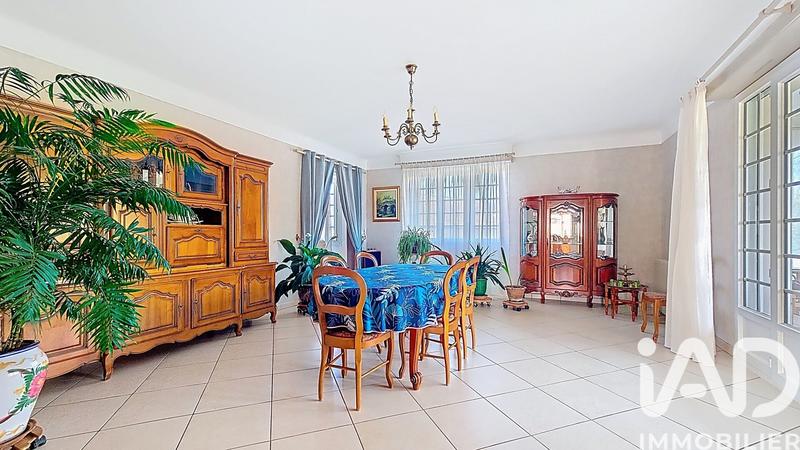 Maison - 176 m² - 6 pièces