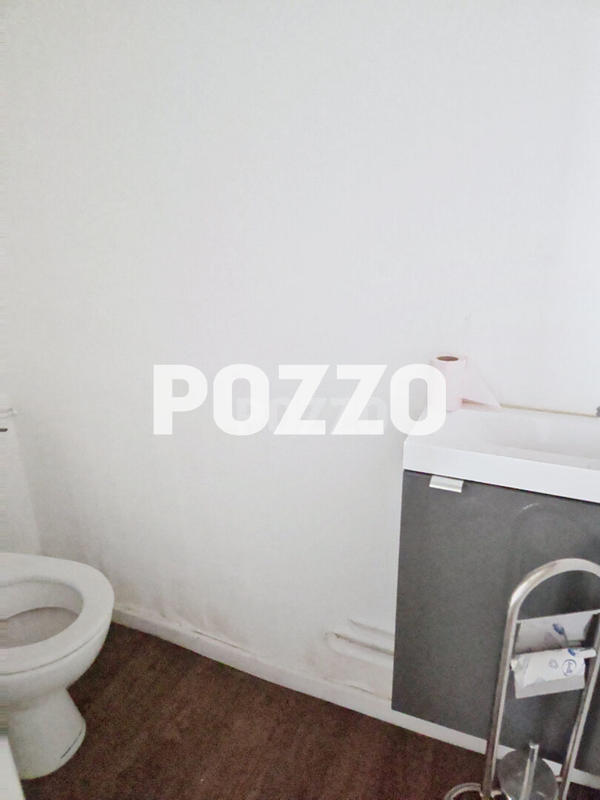 Local commercial - 58 m² - 2 pièces