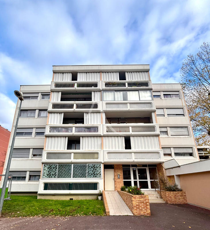 Appartement - 76 m² - 4 pièces