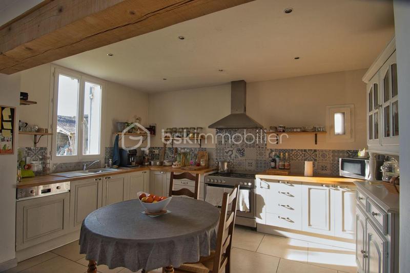 Maison en pierre - 160 m² - 6 pièces