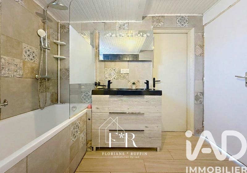 Maison - 104 m² - 5 pièces