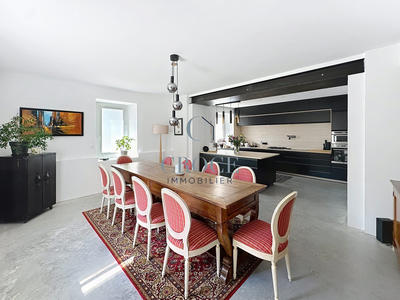 Maison ancienne - 230 m² - 6 pièces