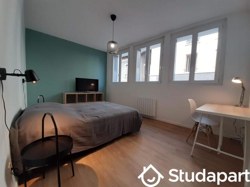 Chambre - 12 m² - 1 pièce