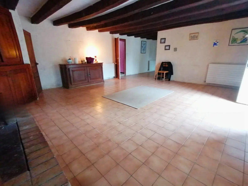 Maison traditionnelle - 141 m² - 6 pièces