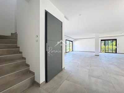 Villa - 164 m² - 5 pièces