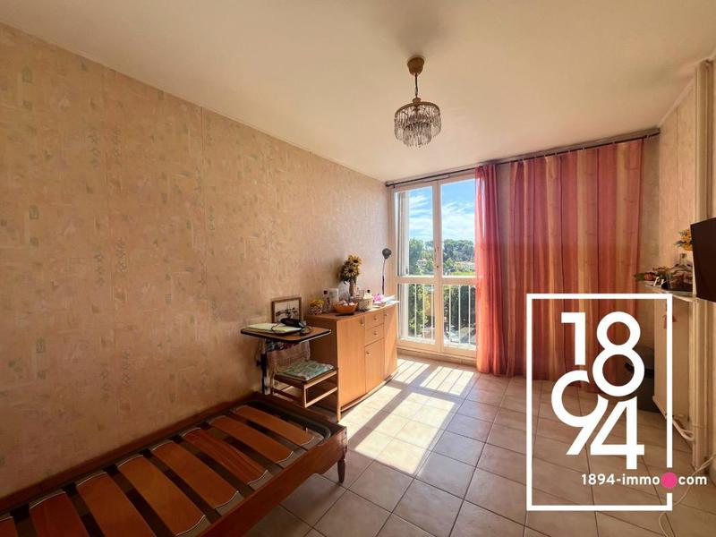 Appartement - 81 m² - 4 pièces