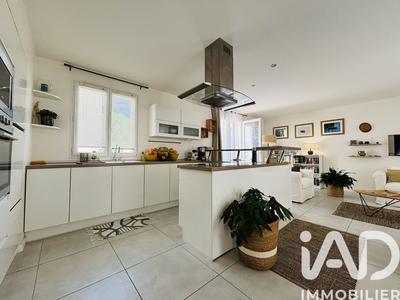 Duplex - 98 m² - 5 pièces