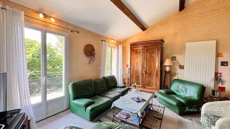 Maison - 230 m² - 10 pièces