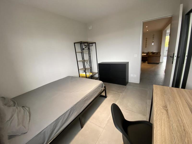 Appartement - 117 m² - 7 pièces