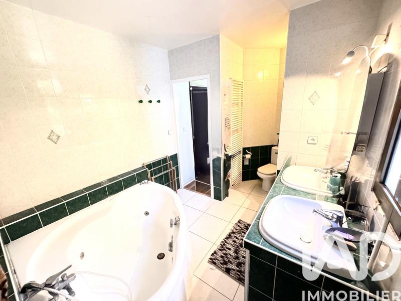 Maison de maîtres - 220 m² - 6 pièces