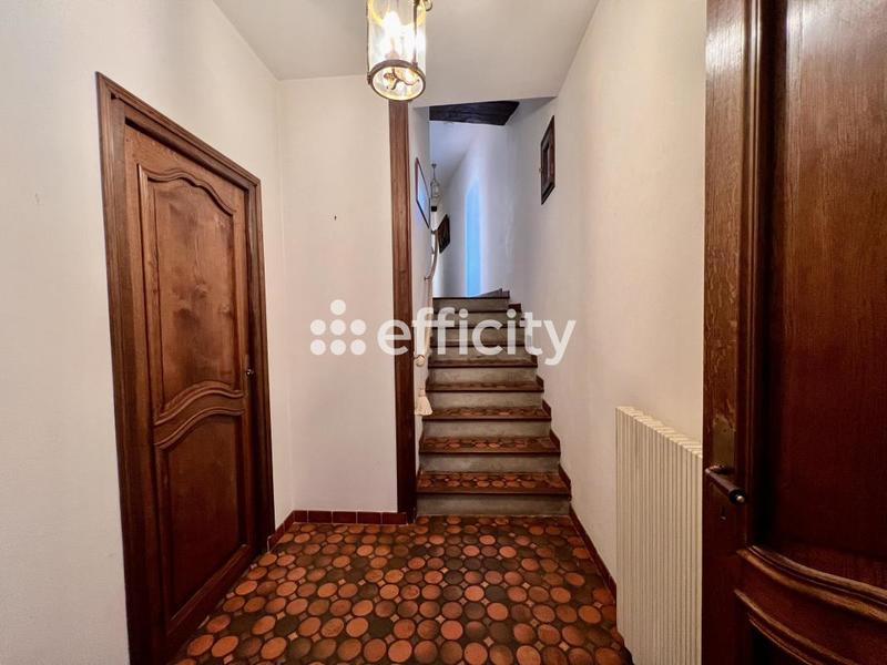 Longère - 209 m² - 8 pièces