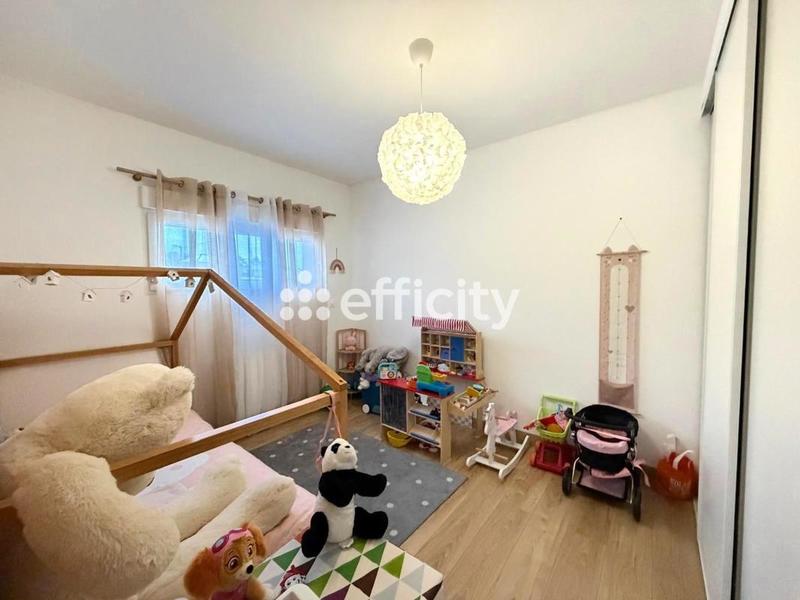 Maison - 142 m² - 6 pièces