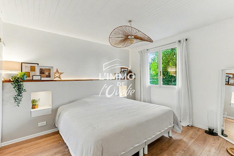 Maison - 240 m² - 6 pièces