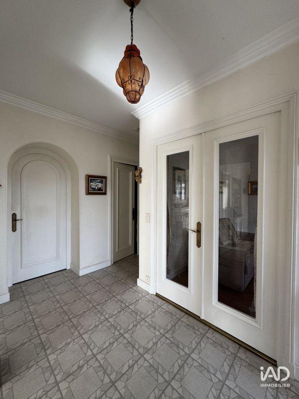 Maison - 174 m² - 5 pièces