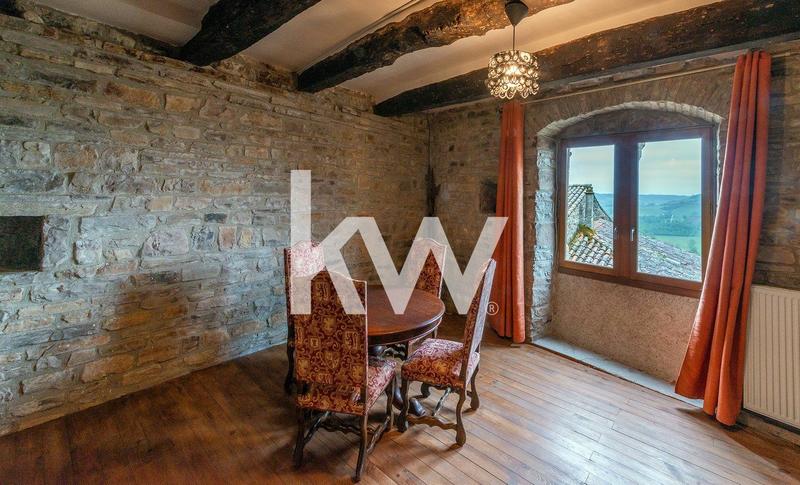 Maison ancienne - 179 m² - 6 pièces