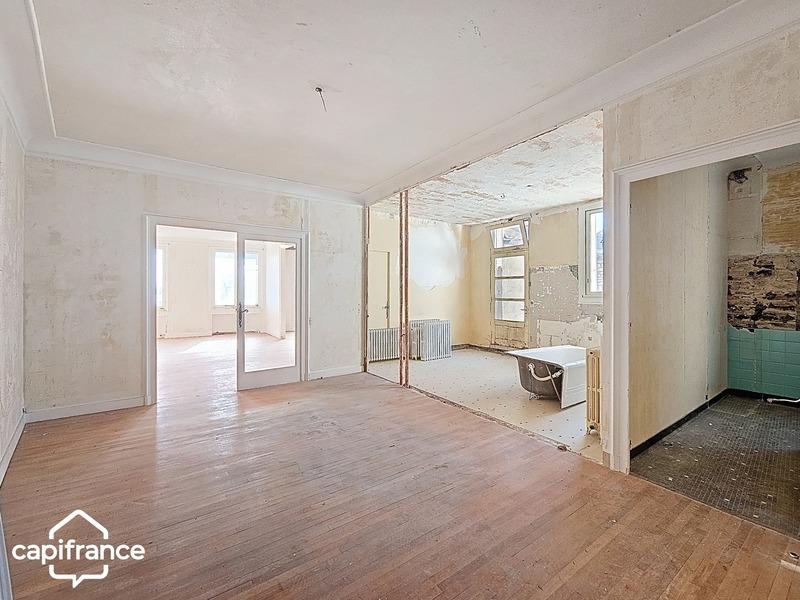 Immeuble - 330 m² - 11 pièces