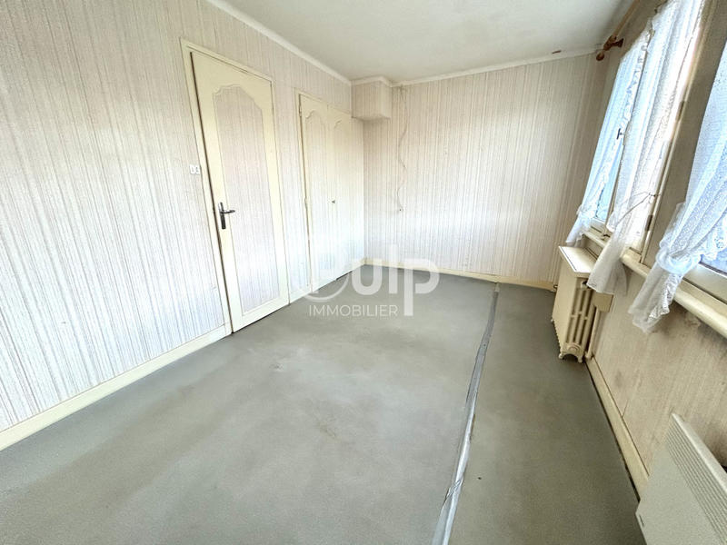 Maison - 80 m² - 5 pièces