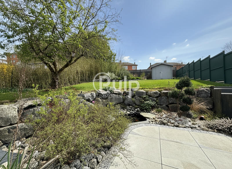 Maison - 121 m² - 6 pièces