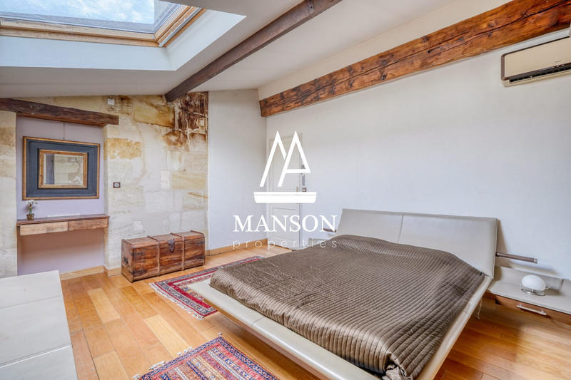 Duplex - 393 m² - 10 pièces