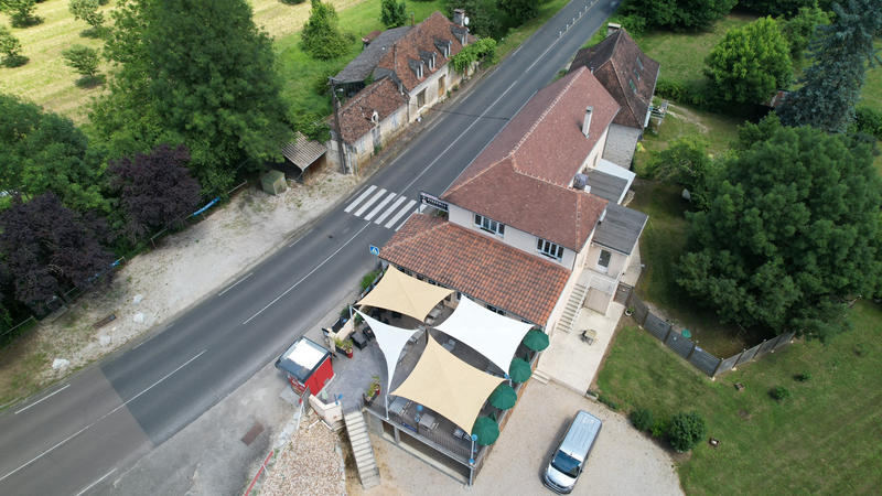 Local commercial - 418 m²