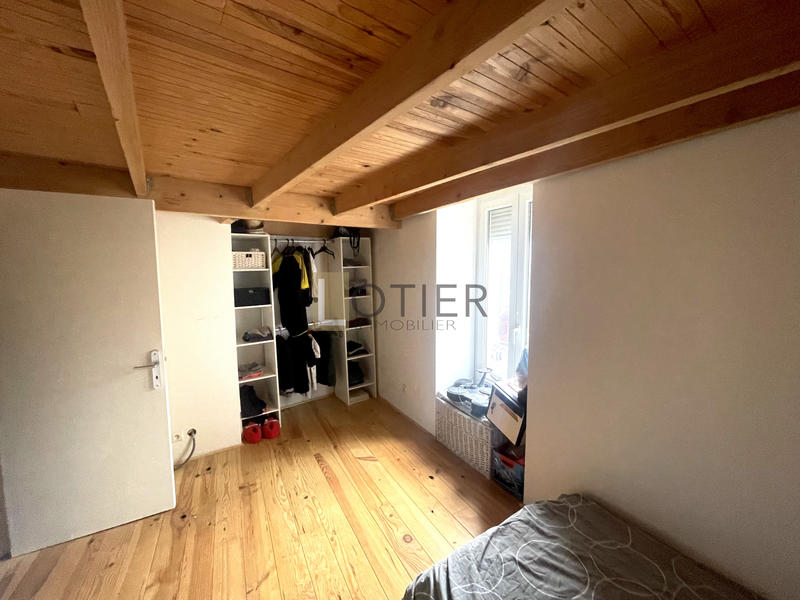 Maison de village - 80 m² - 4 pièces