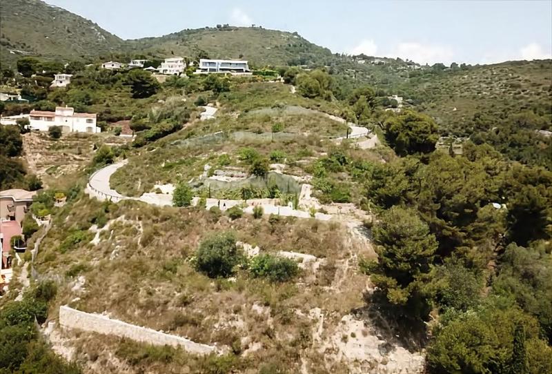 Terrain - 594 m²