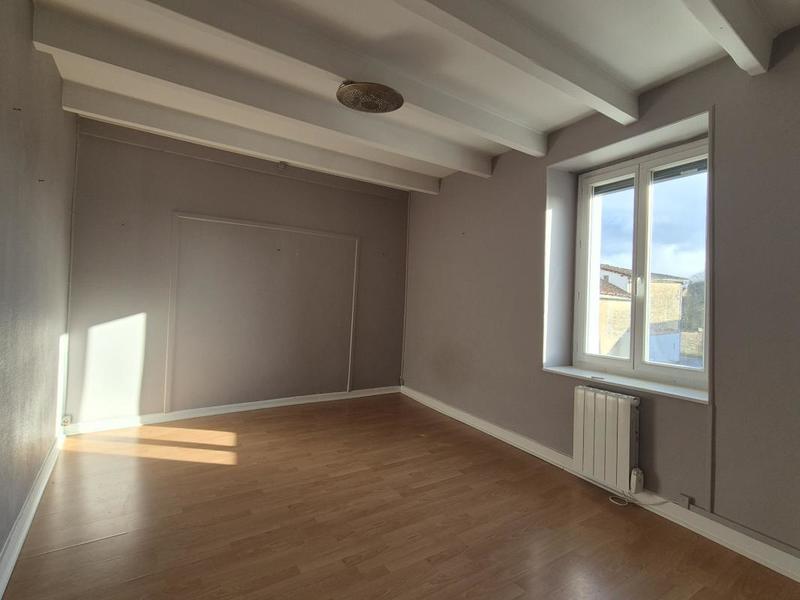 Maison - 168 m² - 7 pièces