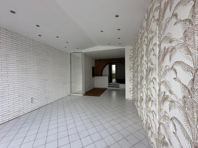 Local commercial - 51 m² - 4 pièces