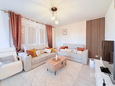 Appartement - 82 m² - 5 pièces