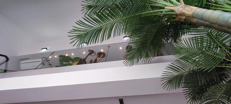 Maison - 206 m² - 6 pièces