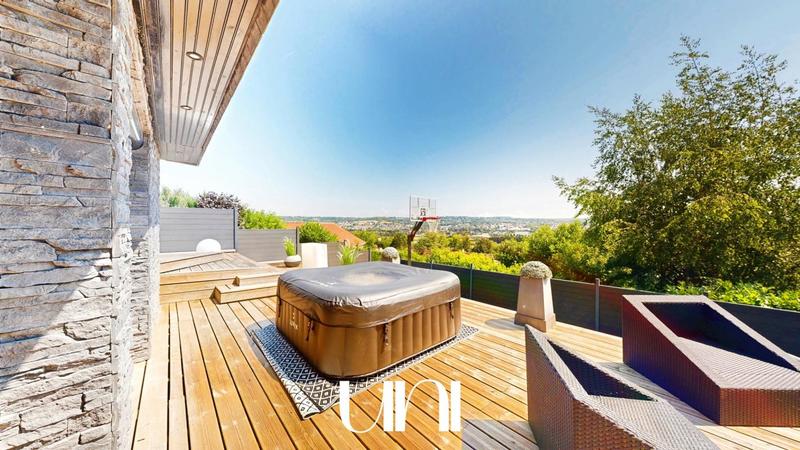 Maison - 126 m² - 5 pièces